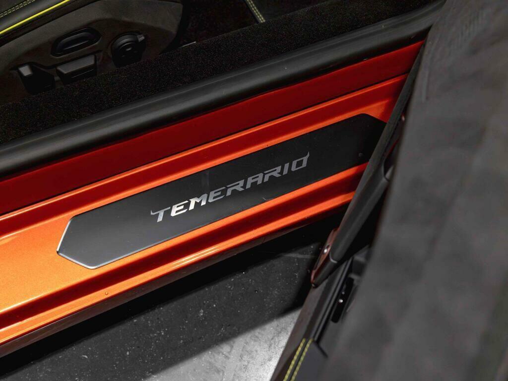 Lamborghini  Temerario 4.0 V8 677Kw Phev Awd Au  #22