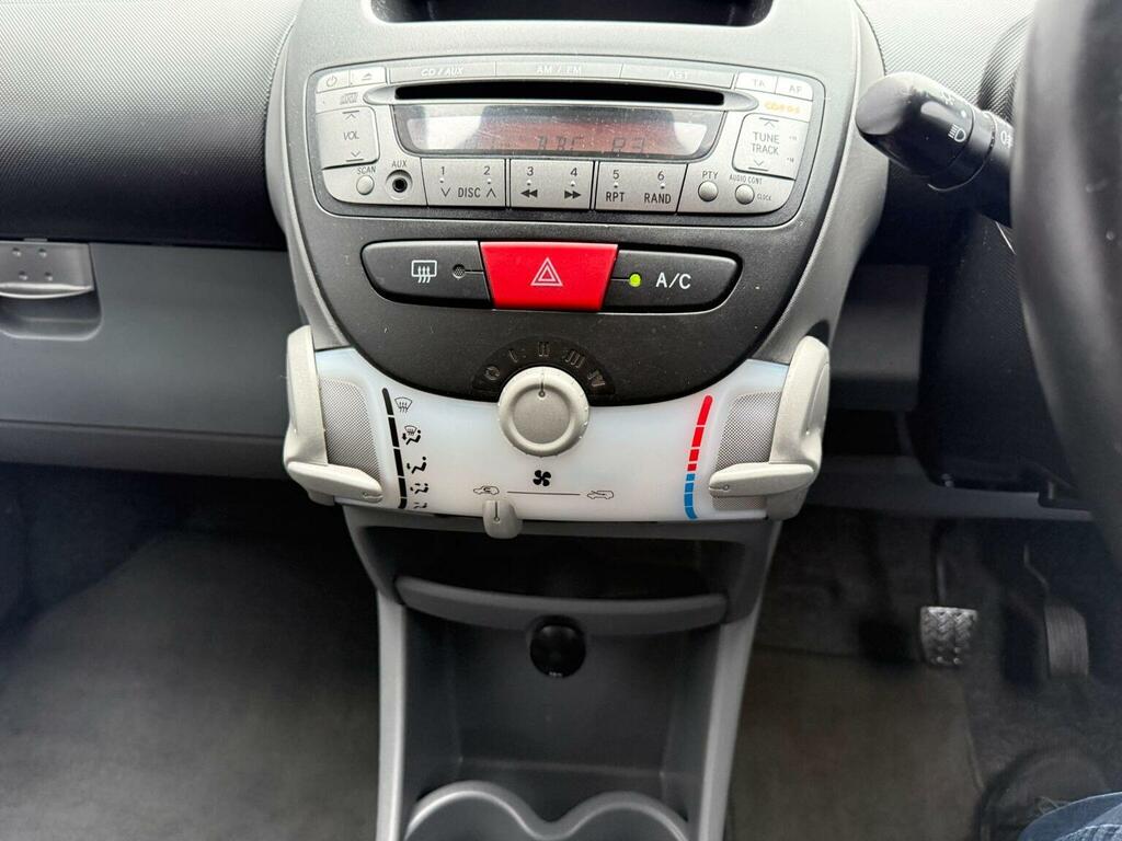 Toyota Aygo Hatchback Silver #10