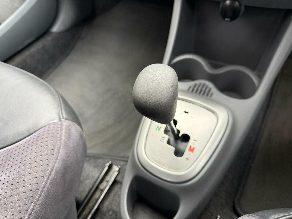 Toyota Aygo Hatchback Silver #9