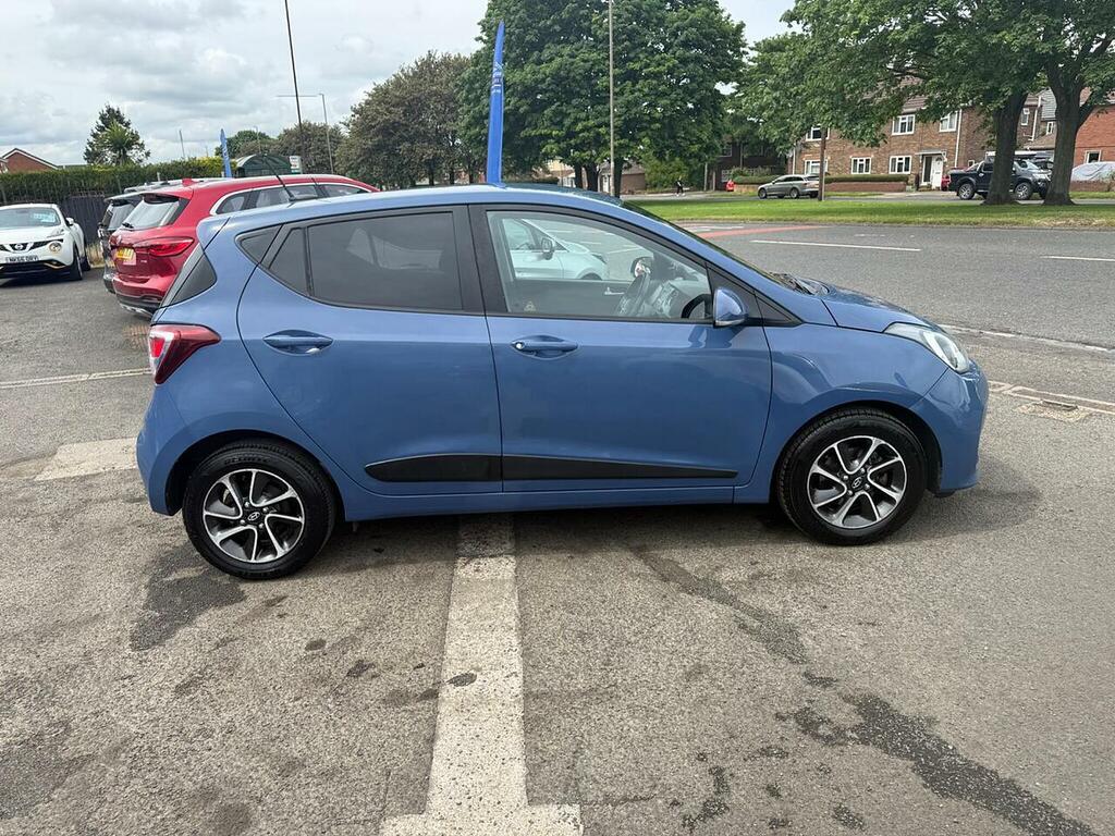 Hyundai I10 1.0 Premium Hatchback Euro 6 66 EY18AXH Blue #4