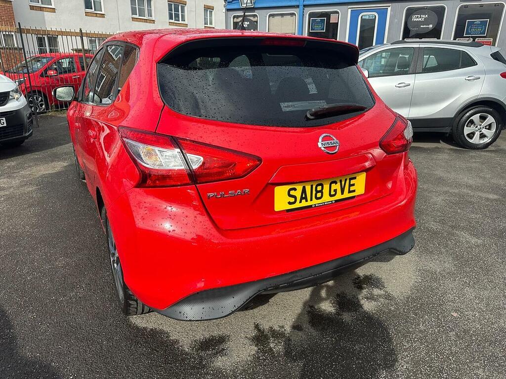 Nissan Pulsar Hatchback Black #8