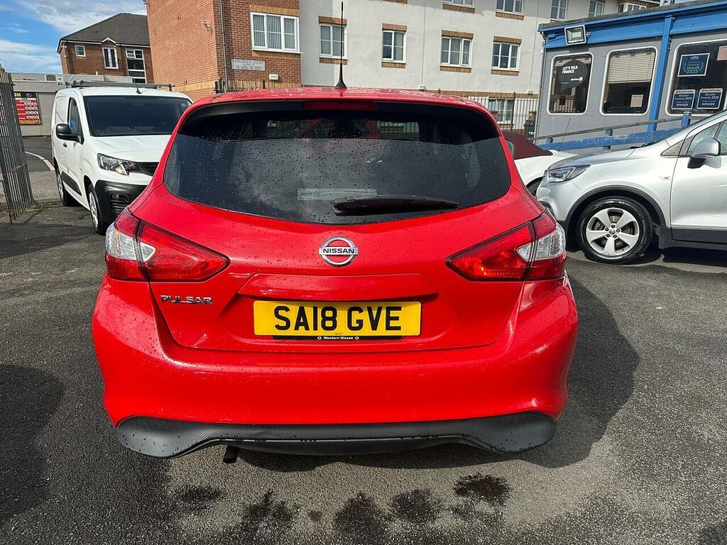 Nissan Pulsar Hatchback Black #9