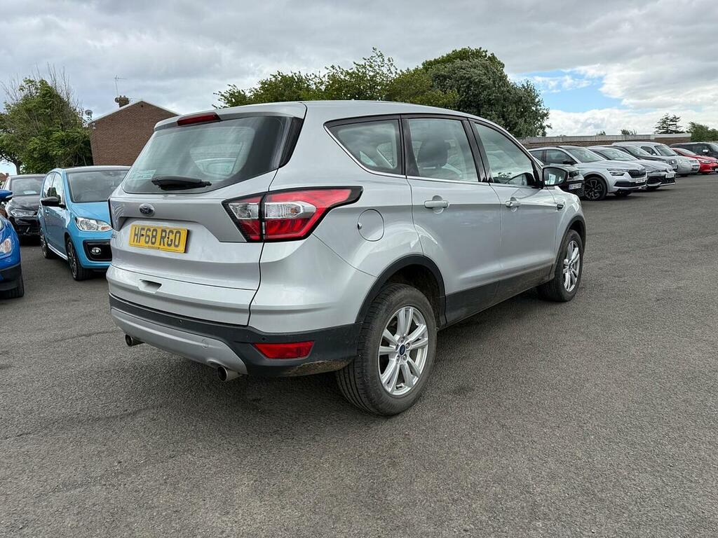 Ford Kuga 1.5 Tdci Zetec Suv Euro 6 Ss Silver #3