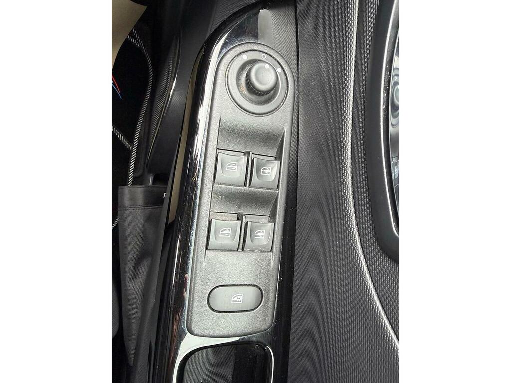Renault Captur 1.5 Dci 110 Iconic Nav Brown #29