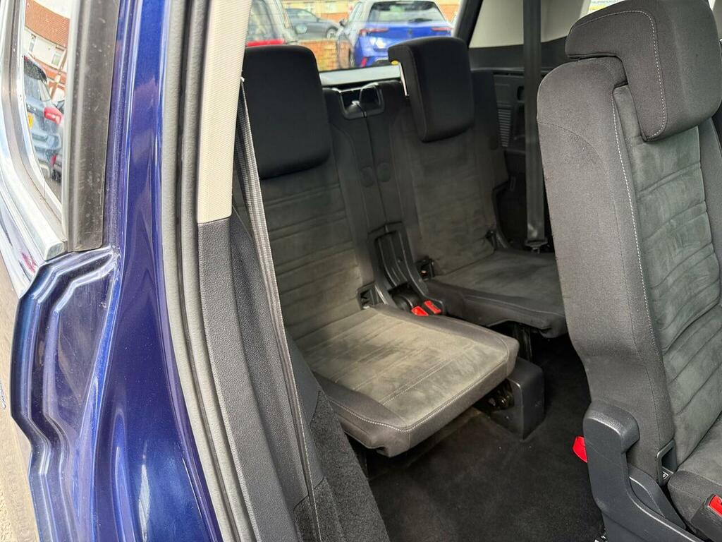 Volkswagen Touran Sel Black #25