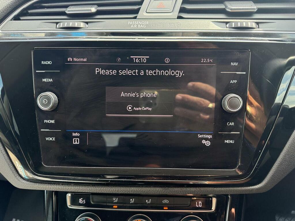 Volkswagen Touran Sel Black #44