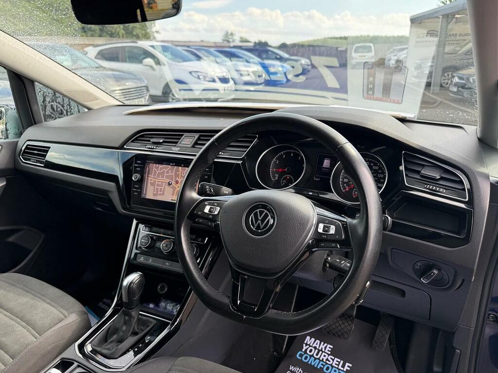 Volkswagen Touran Sel Black #17