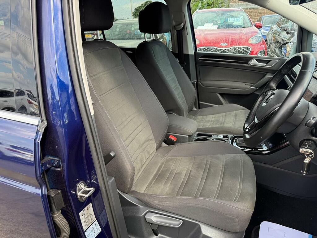 Volkswagen Touran Sel Black #20