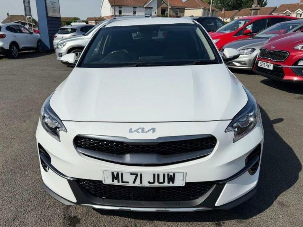 Kia Xceed 1.5 T-gdi 3 Suv Euro 6 Ss 15 White #2