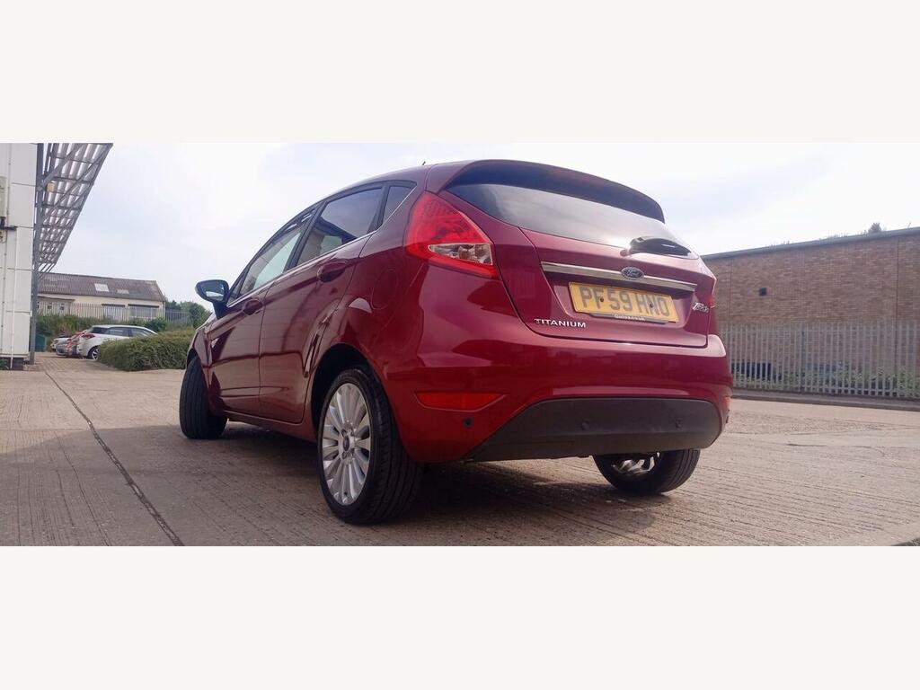 Ford Fiesta Fiesta Titanium Red #6