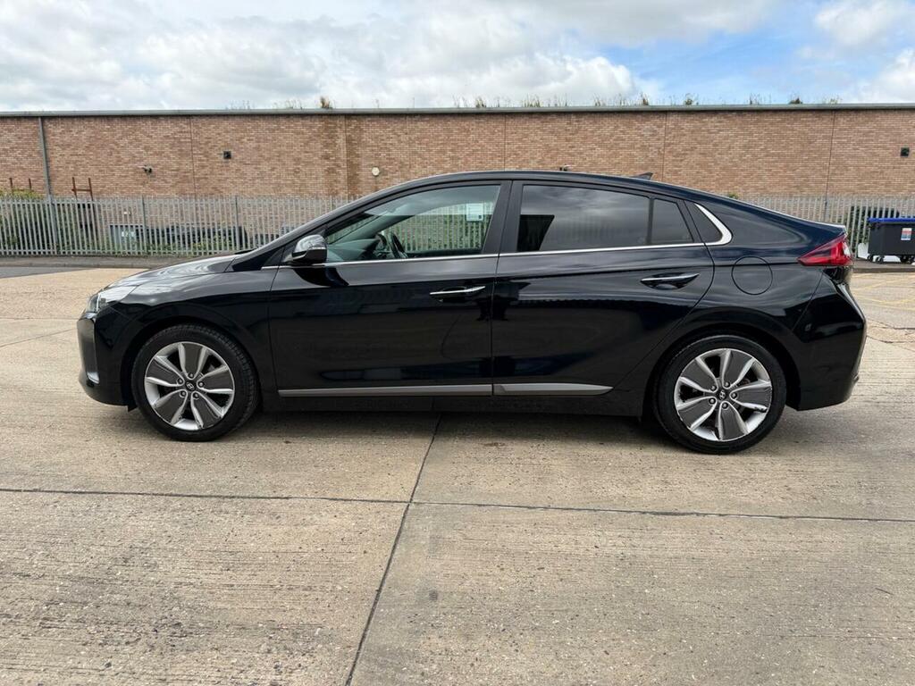 Hyundai Ioniq Hybrid #5