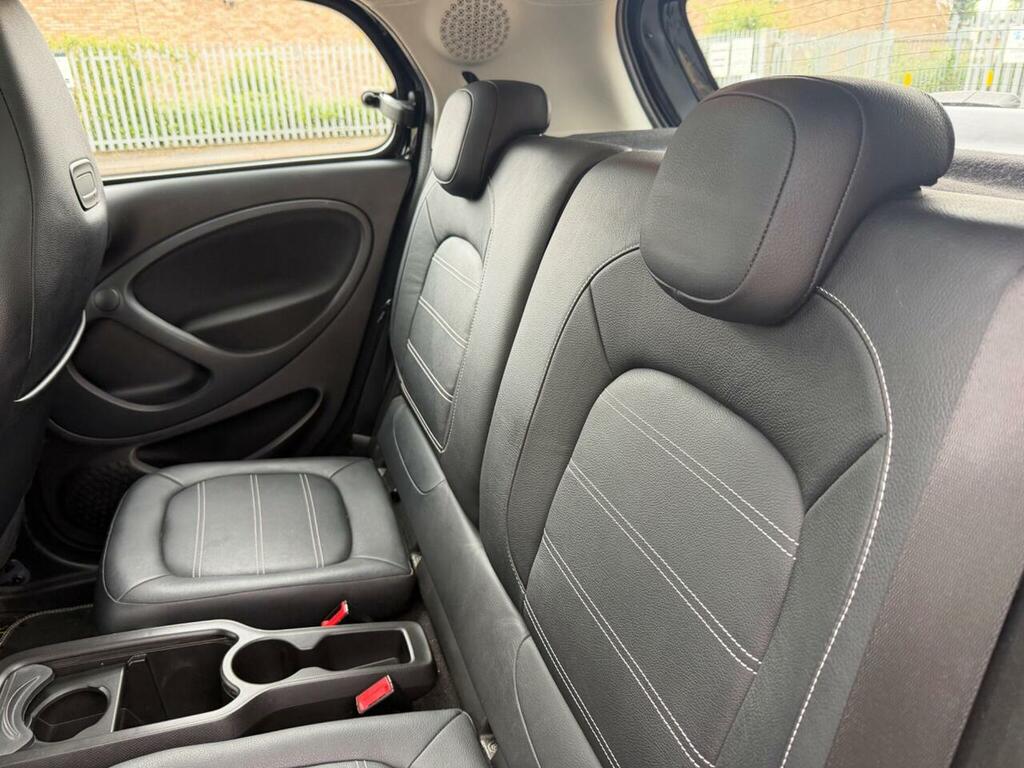 Smart Forfour 1.0 Passion Hatchback Twinamic Euro 6 Red #25