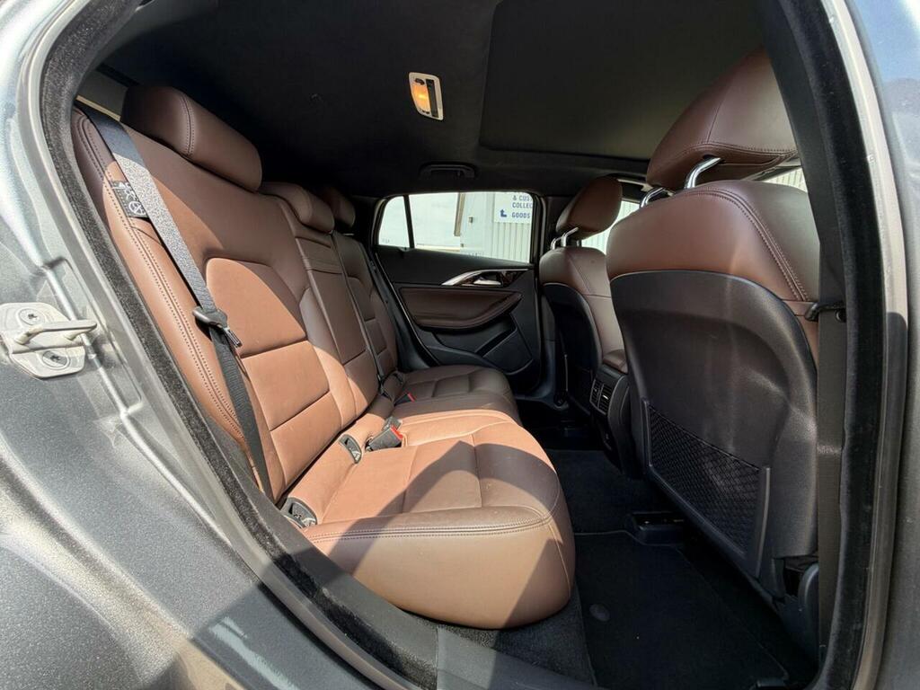 Infiniti QX30 2.2D Premium Tech Dct Black #55