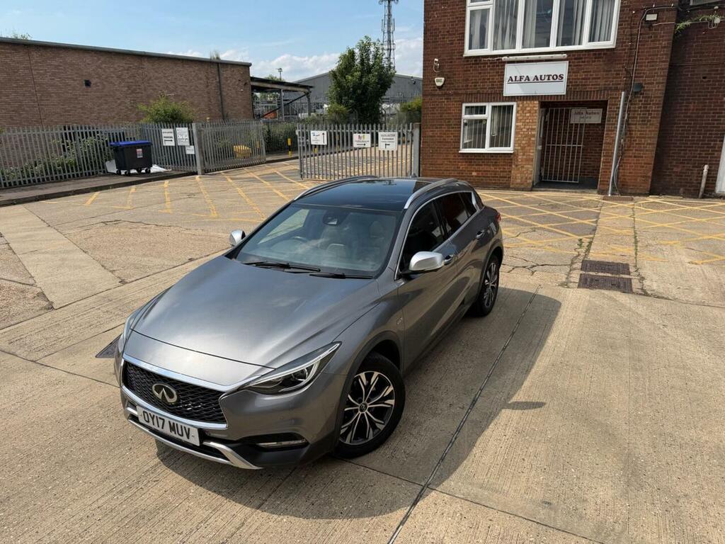 Infiniti QX30 2.2D Premium Tech Dct Black #14