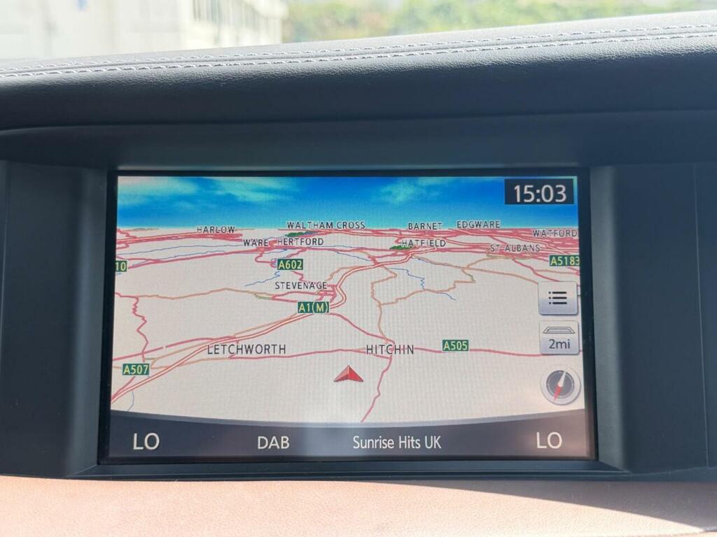 Infiniti QX30 2.2D Premium Tech Dct Black #28