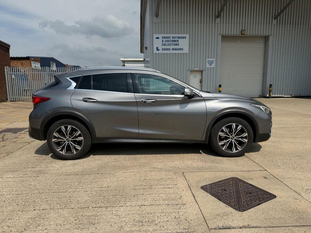 Infiniti QX30 Diesel  #6