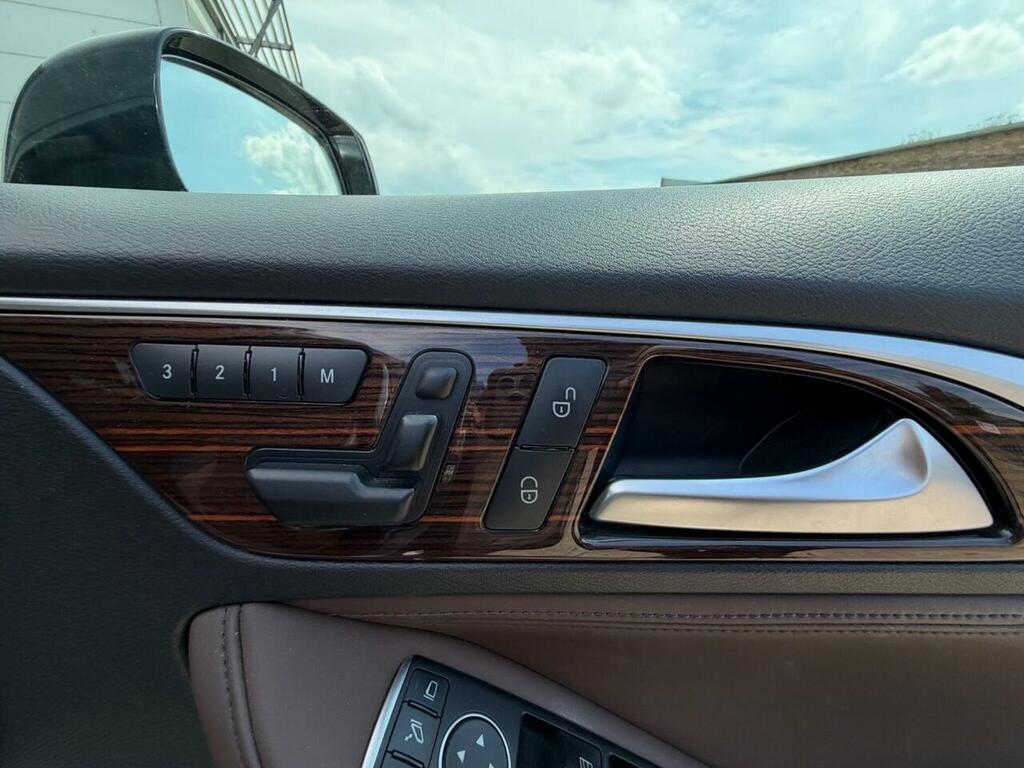 Infiniti QX30 2.2D Premium Tech Dct Black #40
