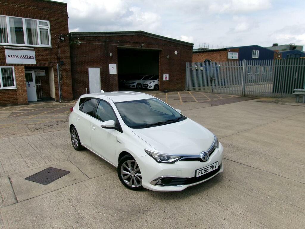 Toyota Auris 1.6 D-4d Design 110 Bhp Silver #10