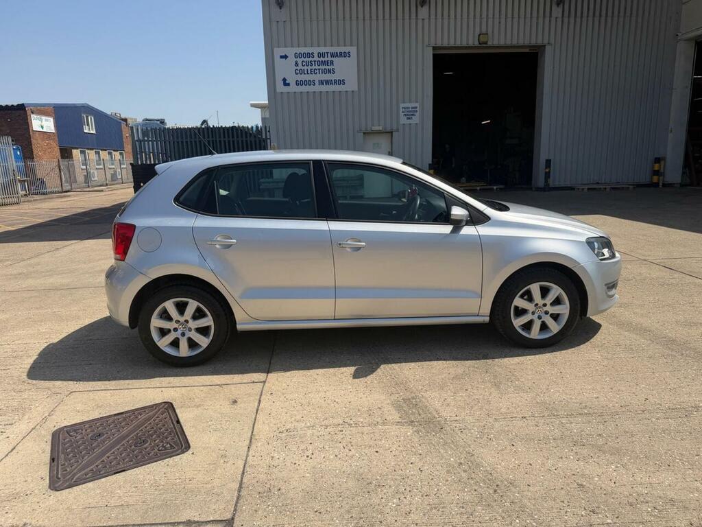 Volkswagen Polo Petrol KS59VYX #4