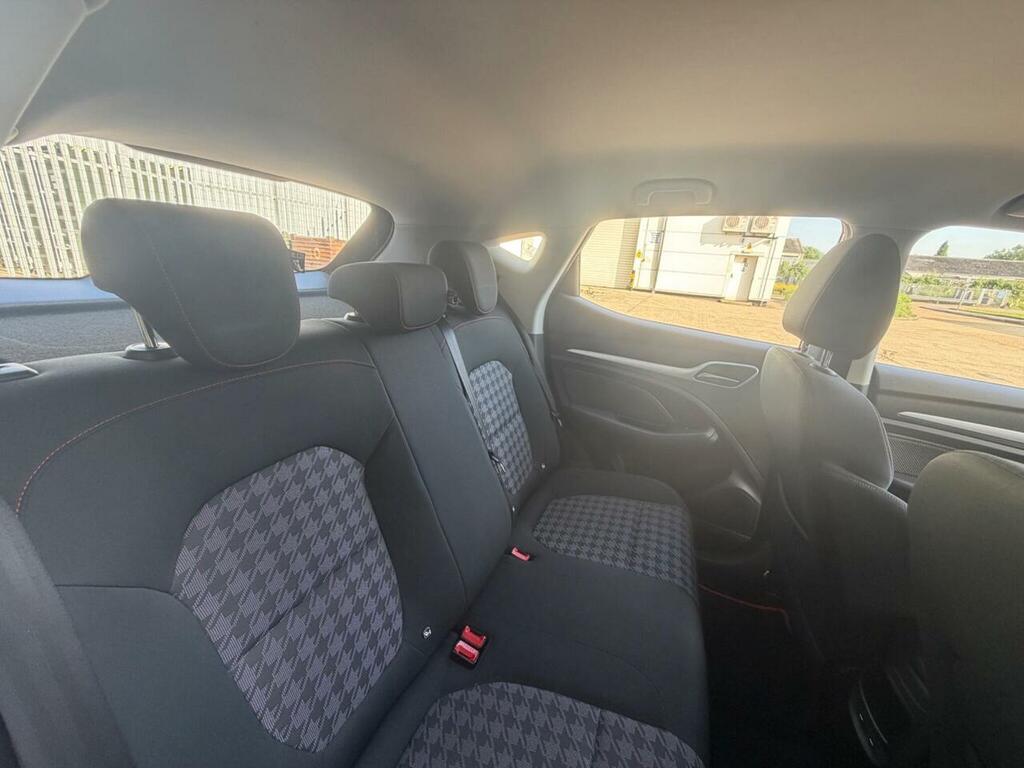 MG ZS 1.0T Gdi Exclusive Dct Black #21
