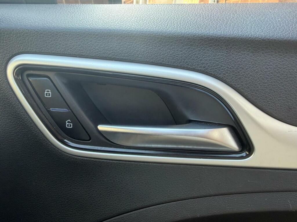 MG ZS 1.0T Gdi Exclusive Dct Black #25