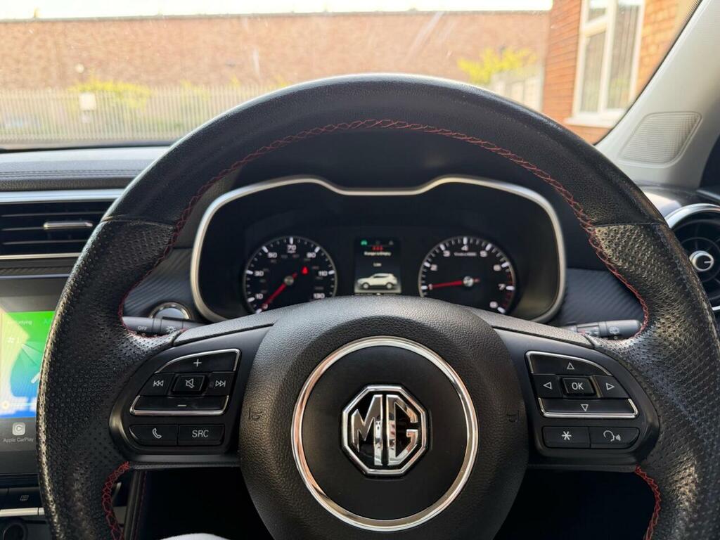 MG ZS 1.0T Gdi Exclusive Dct Black #2