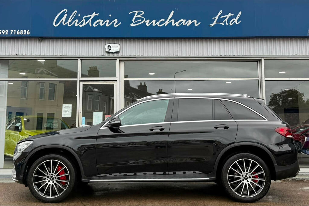 Mercedes-Benz GLC Class 2.0 Glc300de 13.5Kwh Amg Line Premium G-tronic SV71JVW Black #2