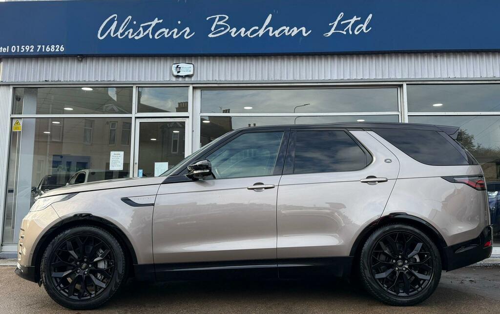 Land Rover Discovery 3.0 D300 Mhev R-dynamic Se 4Wd Euro 6 Ss 5 SO23GKG Brown #2