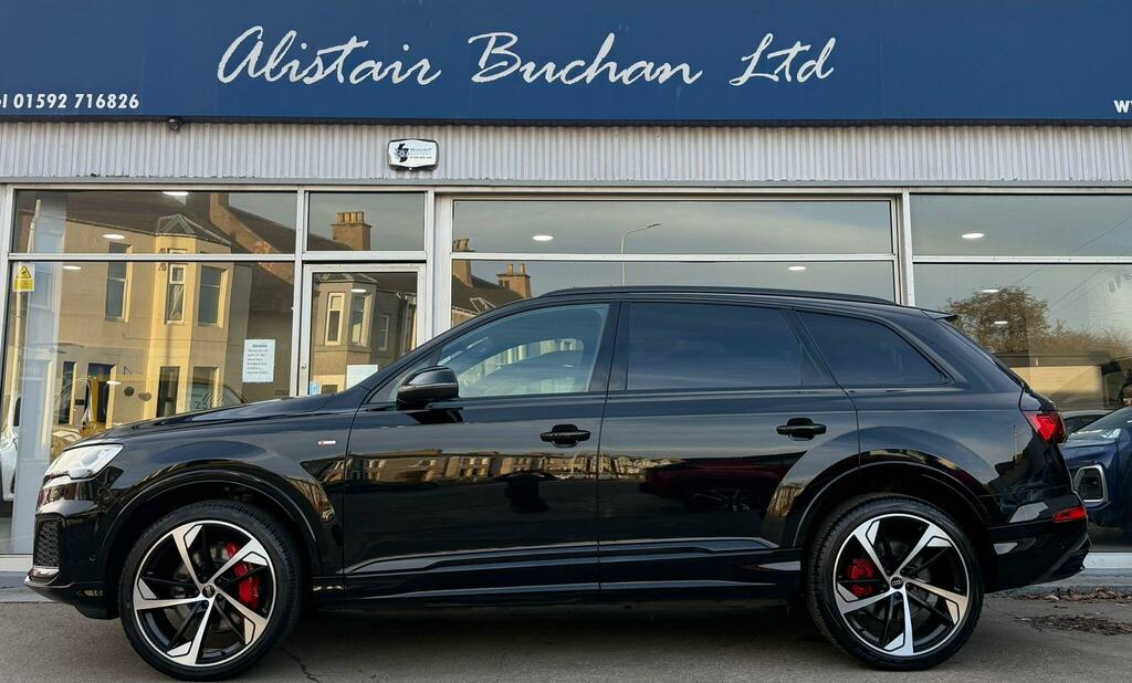 Audi Q7 3.0 Tdi V6 50 Black Edition Tiptronic Quattro Euro SV72VWE Black #2