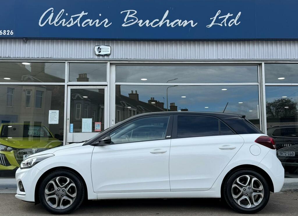 Hyundai I20 1.2 Play Euro 6 Ss SV69YEF White #2