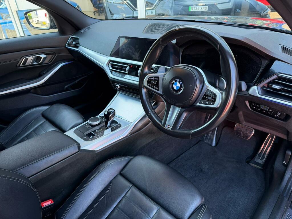 BMW 3 Series 2.0 320I M Sport Euro 6 Ss HF71OHG Black #4