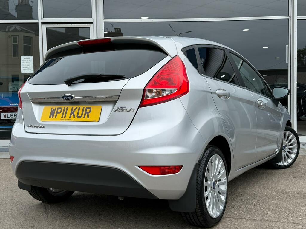 Ford Fiesta 1.4 Titanium Silver #3