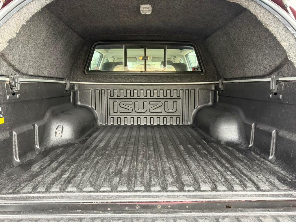 Isuzu D-Max 2.5 Td Ecb 0D 164 Bhp Silver #25