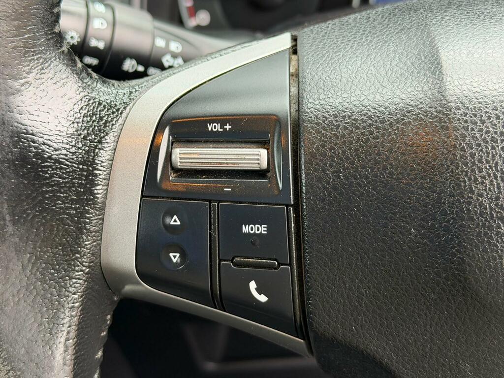 Isuzu D-Max 2.5 Td Ecb 0D 164 Bhp Silver #9