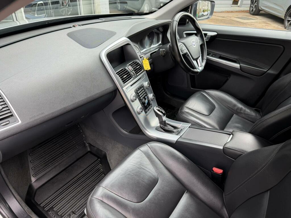 Volvo XC60 2.4 D4 Se Lux Nav Awd Euro 6 Ss KY67FND Silver #6