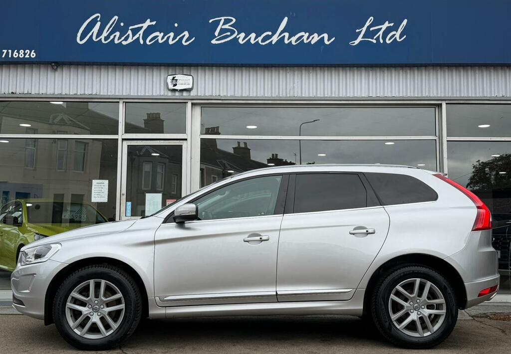 Volvo XC60 2.4 D4 Se Lux Nav Awd Euro 6 Ss KY67FND Silver #2