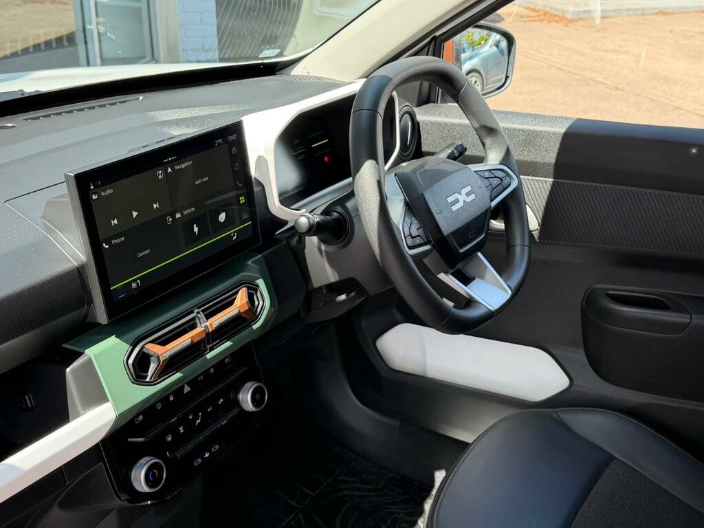 Dacia Spring 65 26.8Kwh Extreme SG25OVN White #6