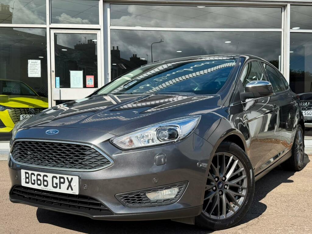 Ford Focus 1.0T Ecoboost Titanium X Euro 6 Ss Grey