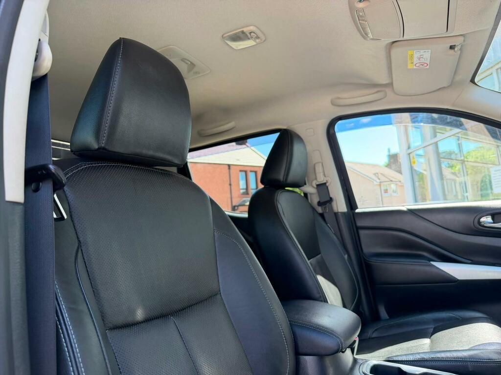 Nissan Navara 2.3 Dci Tekna 4Wd Euro 6 Black #3