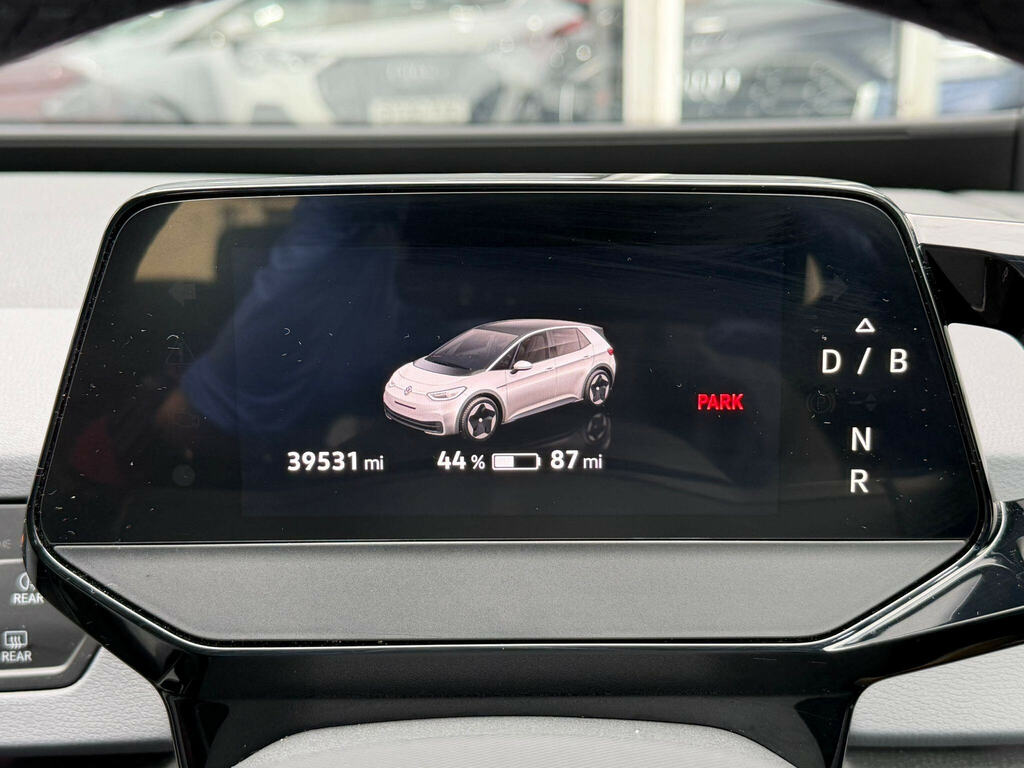Volkswagen ID.3 Pro Performance 58Kwh Life White #22