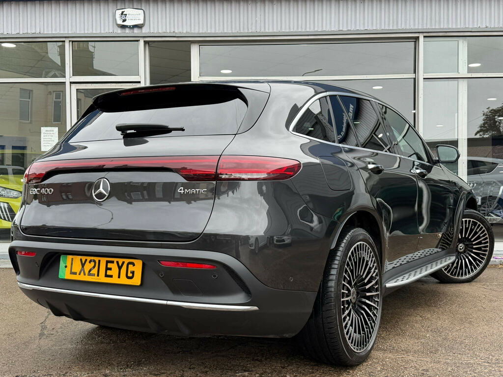 Mercedes-Benz EQC Eqc 400 80Kwh Amg Line Premium Plus 4Matic Grey #3