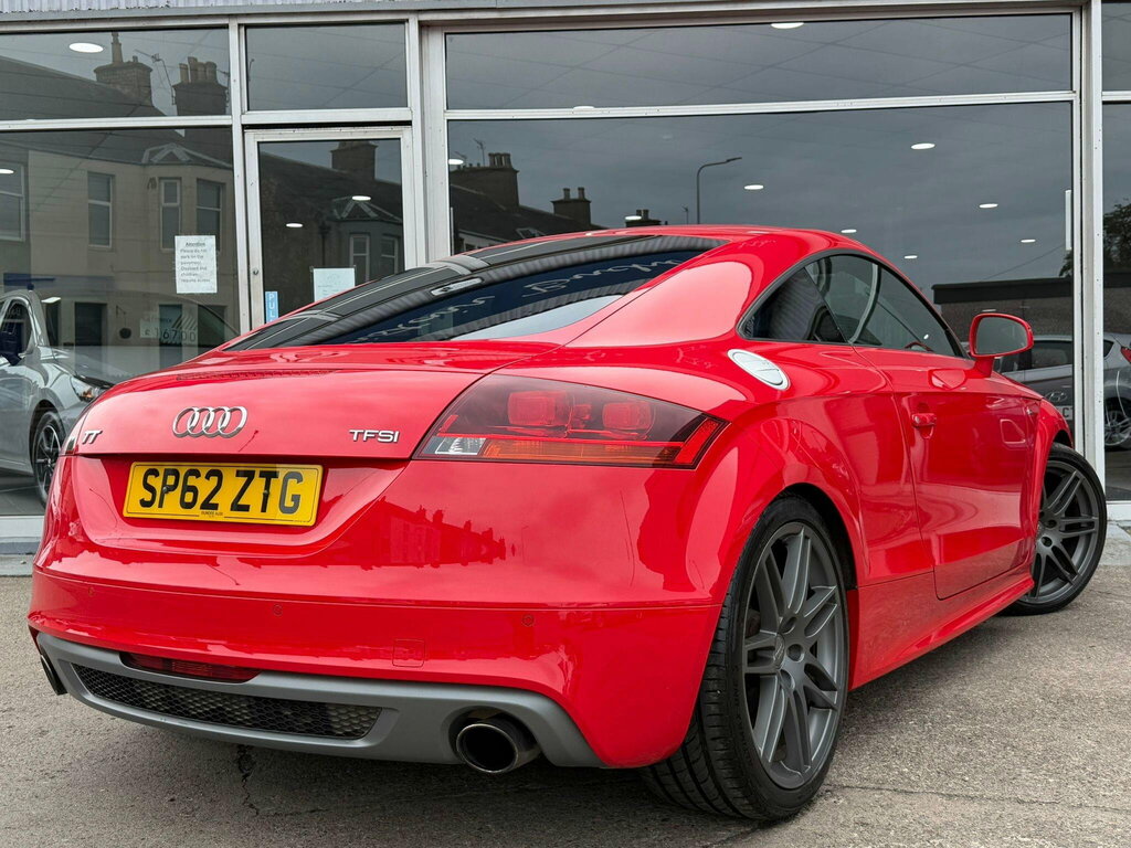Audi TT 2.0 Tfsi Black Edition Euro 5 Ss Red #3