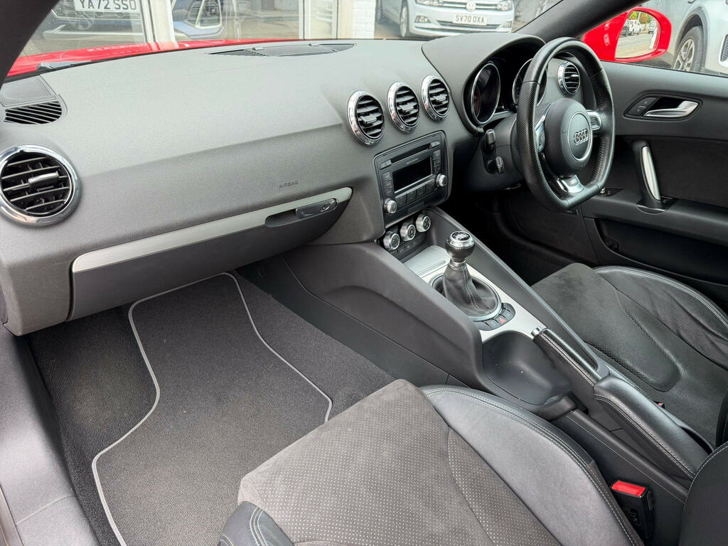 Audi TT 2.0 Tdi Sport Quattro Euro 5 Red #7