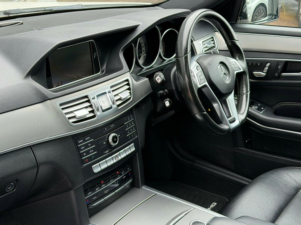 Mercedes-Benz E Class 2.1 E220 Bluetec Amg Night Edition Premium G-tro White #4