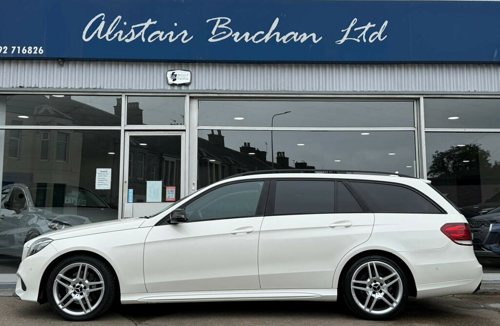 Mercedes-Benz E Class 2.1 E220 Bluetec Amg Night Edition Premium G-tro White #2