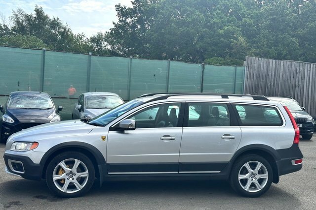 Volvo XC70 2.4 D3 Se Lux Estate Geartronic Awd Silver #6