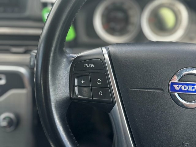 Volvo XC70 Estate 2.4 D5 Se Lux 2012 Blue #18