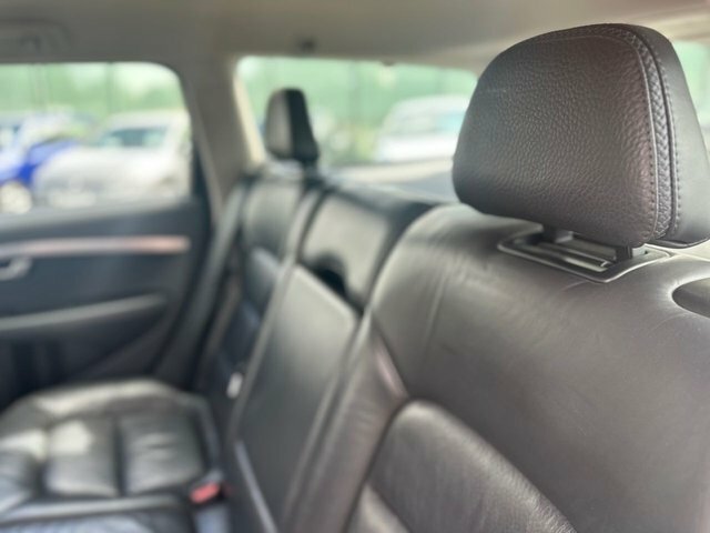 Volvo XC70 Estate 2.4 D5 Se Lux 2012 Blue #36