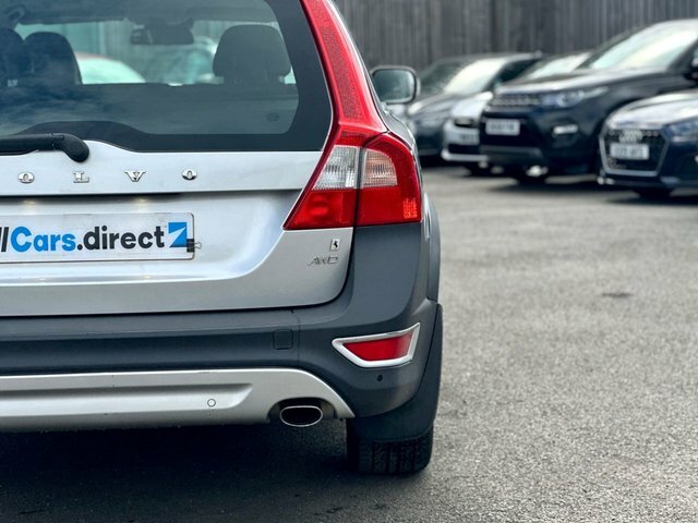 Volvo XC70 Estate 2.4 D5 Se Lux 2012 Blue #9