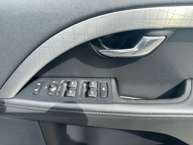 Volvo XC70 Estate 2.4 D5 Se Lux 2012 Blue #27